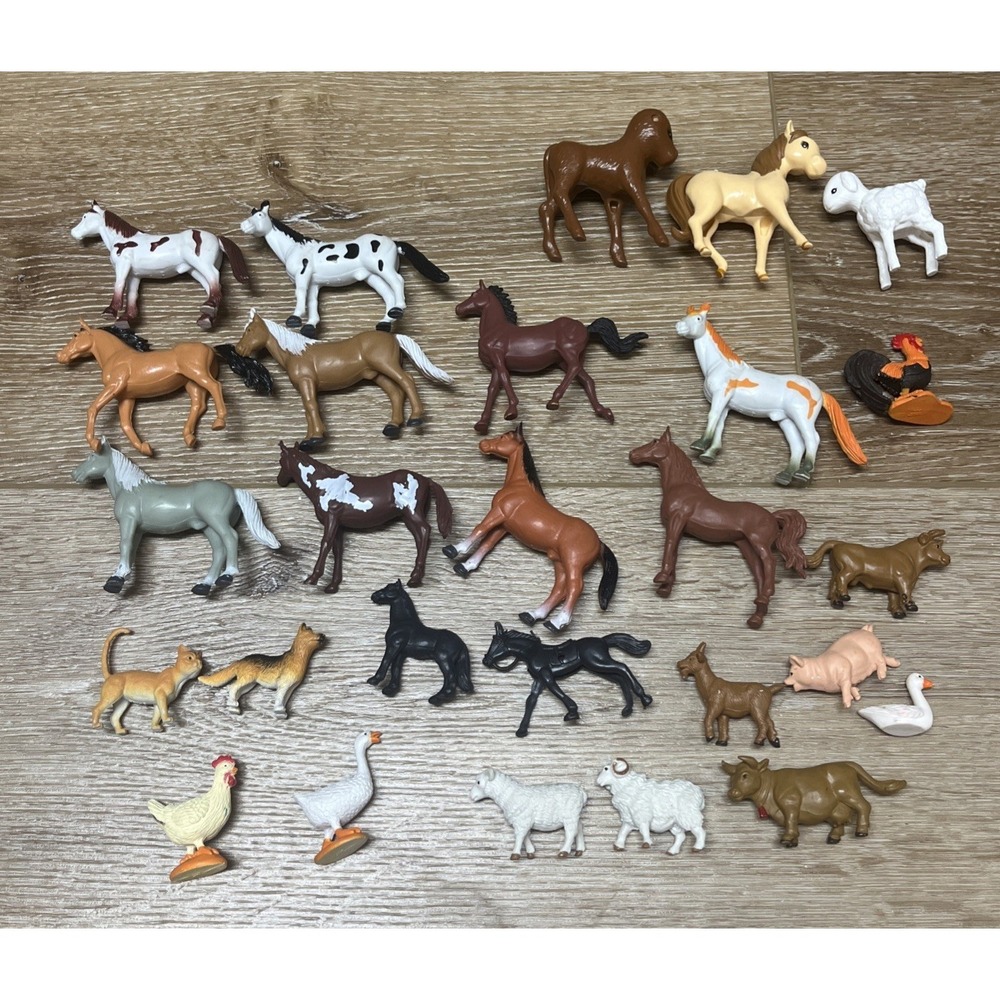 Farm Animal toys lot Big Country, Popak, Safari, Misc Includes Silo Fencing Misc